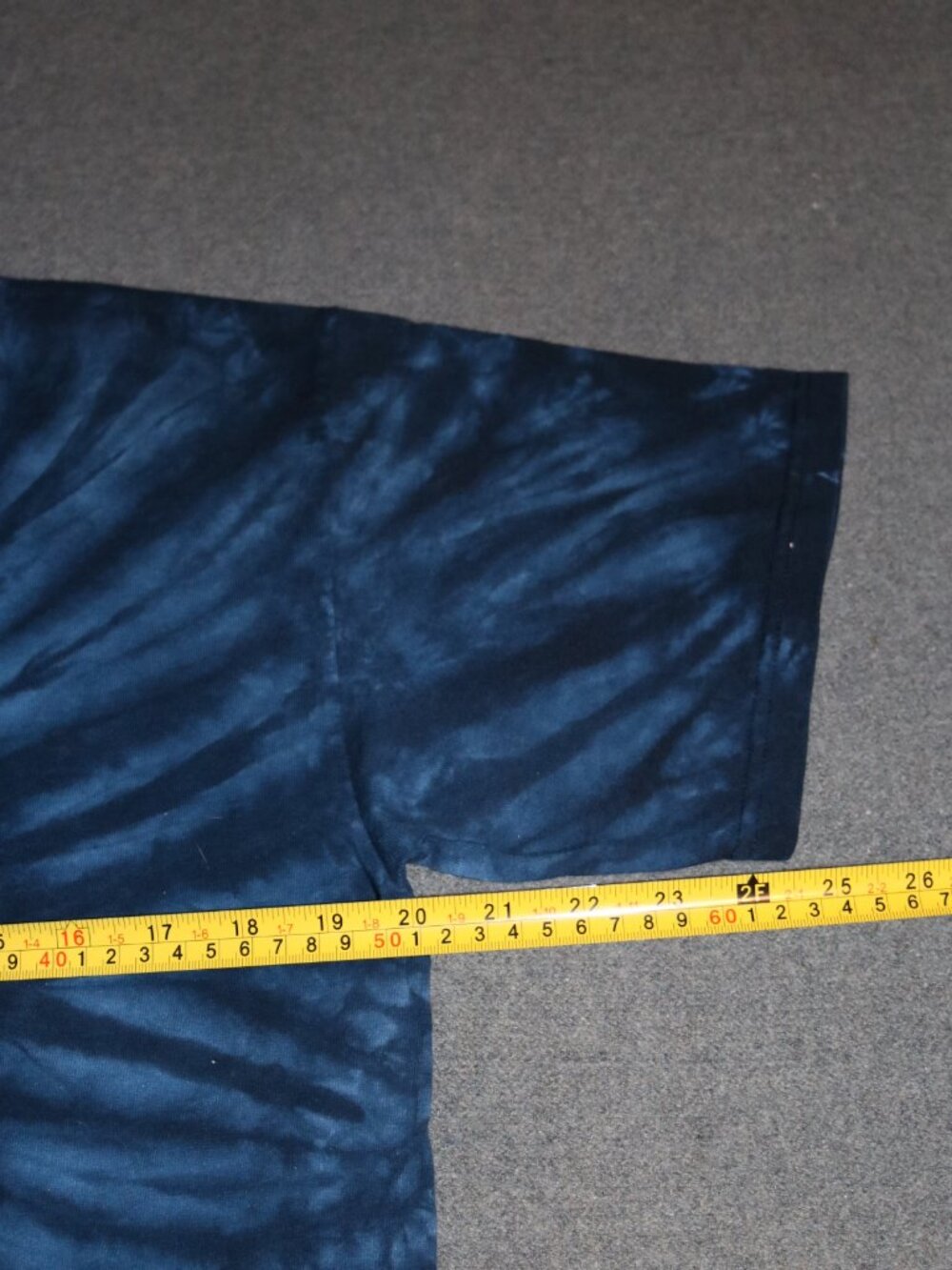 Sting T-shirt Mens Medium Blue Tie Dye 2004 Sacred Love World Tour The Police - Picture 3 of 7